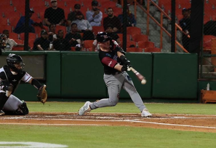 Gigantes ganan maratónico partido ante los Toros en 15 entradas