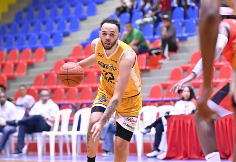 Los Metros dan cátedra a los Leones en la Súper Liga LNB
