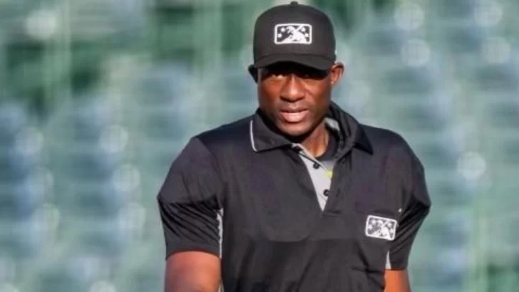 Árbitro dominicano Félix Neón debutará el viernes en la MLB