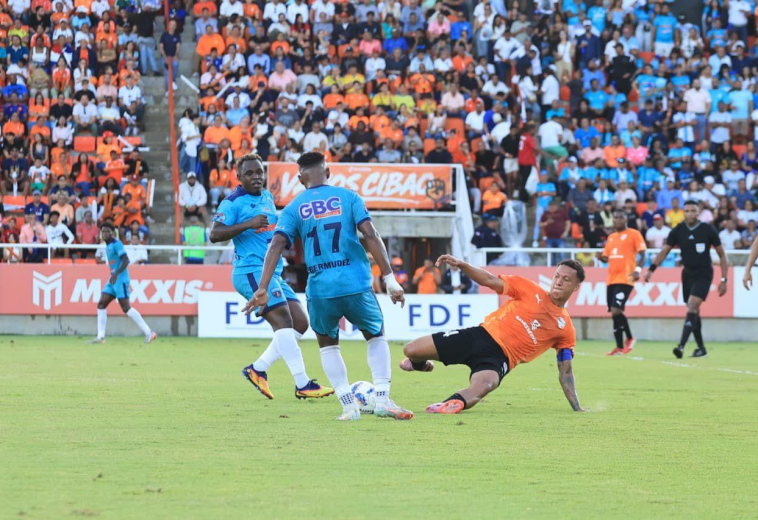 Salcedo fc y Cibao fc inician su camino en la Caribbean Cup
